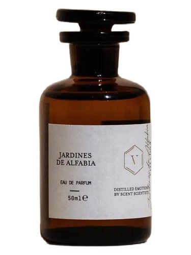 Jardines de Alfabia by Viti Vinci