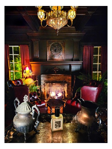 The Mantel by Solstice Scents