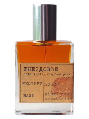 No.34 Pinus Sylvestris by Gnezdovje Parfumerie
