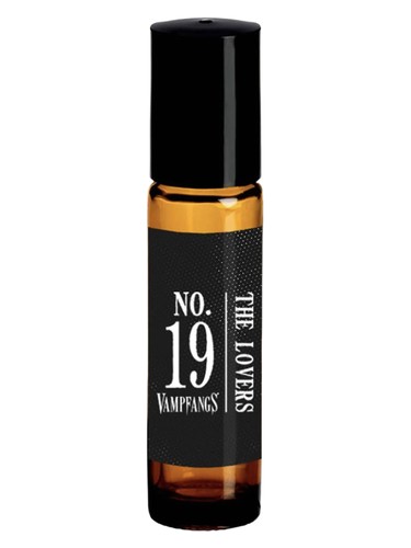 No. 19 The Lovers by Vampfangs