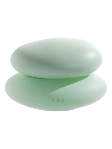 Light Green by Sholayered