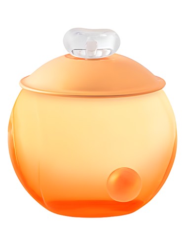 Noa Summer 2012 by Cacharel