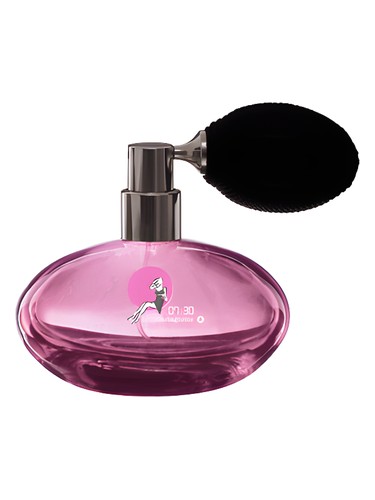 Les Petites Folies 07:30 by Lulu Castagnette