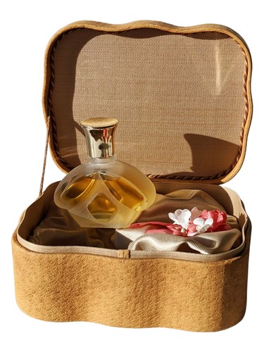 Reveranss (Реверанс) by Dzintars