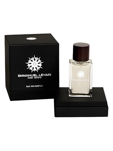 Blanc by Emmanuel Levain