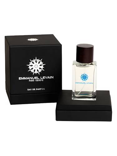 Bleu by Emmanuel Levain