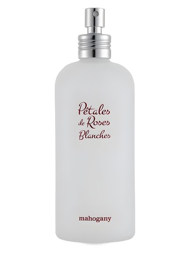 Pétales de Roses Blanches by Mahogany