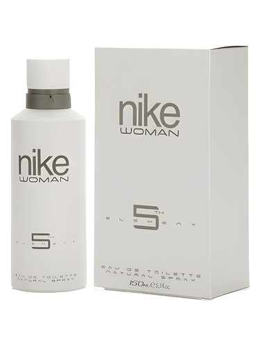 5th Element Women by Nike