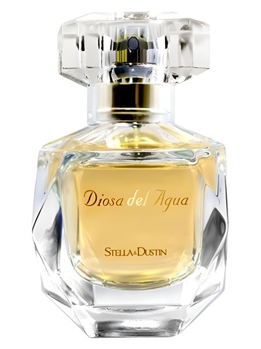 Diosa del Agua by Stella Dustin