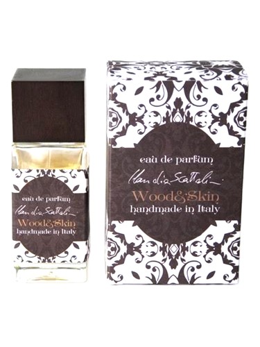 Wood & Skin by Claudia Scattolini