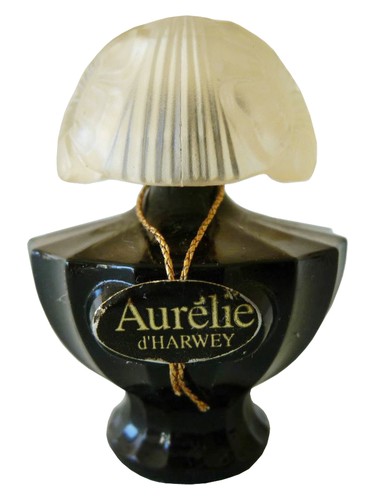 Aurélie d'Harwey by Riachi