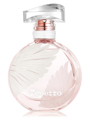 Le Ballet Blanc by Repetto