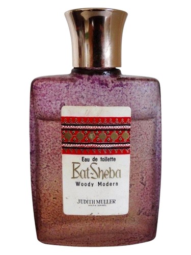 Bat-Sheba Woody Modern by Judith Muller