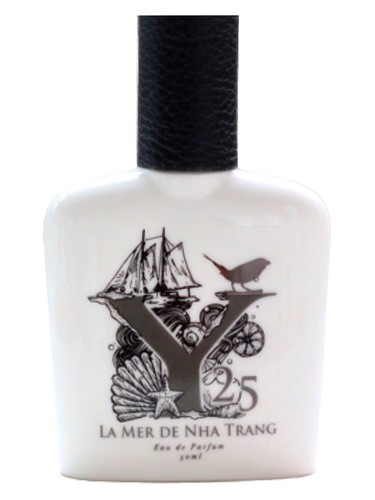 La Mer De Nha Trang by Y25