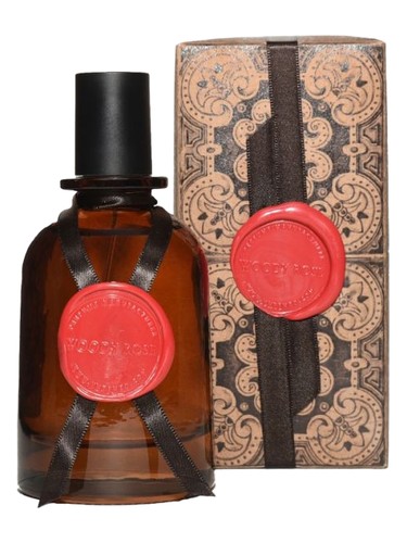 Woody Rose by Yntenzo