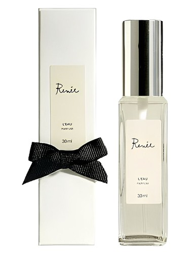 L'Eau by Renee