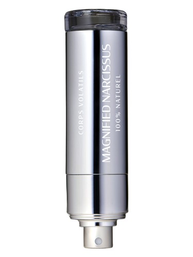 Magnified Narcissus by Corps Volatils