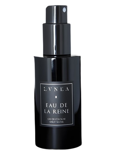 Eau de la Reine by Lvnea
