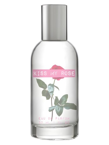 Kiss My Rose by Steve Madden