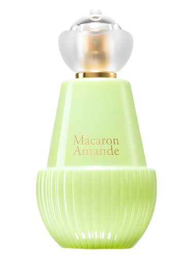 Tea Time à Paris Macaron Amande by Jeanne Arthes