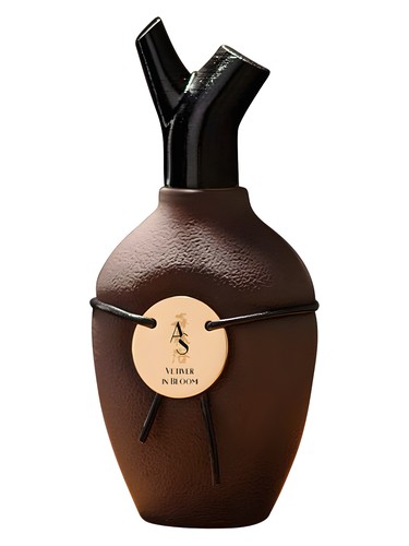 Vetiver in Bloom by Scents of Wood