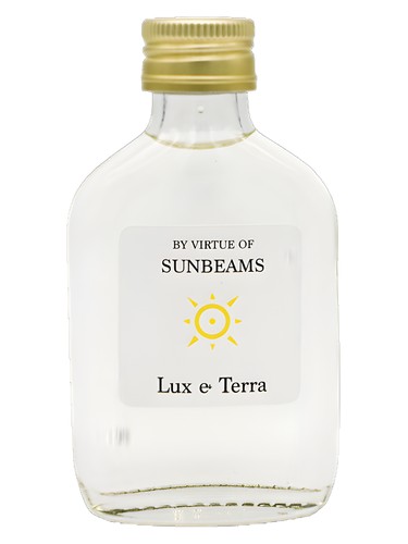 By Virtue of Sunbeams Lux e+ Terra perfume by Lux e Terra