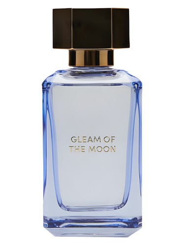 Gleam Of The Moon (Into The Gourmand)