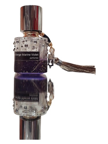 Nébuleuse Marine Violet Chouette Vierge Parfumée perfume by Chouette Vierge Parfumee